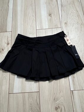 Tilly's Black Pleated Mini Skirt